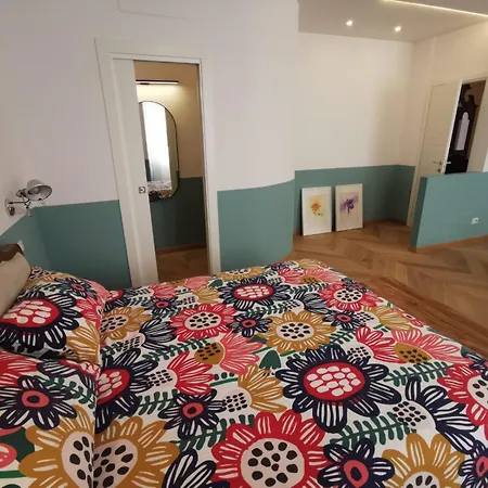 Center 2 Rooms B&B